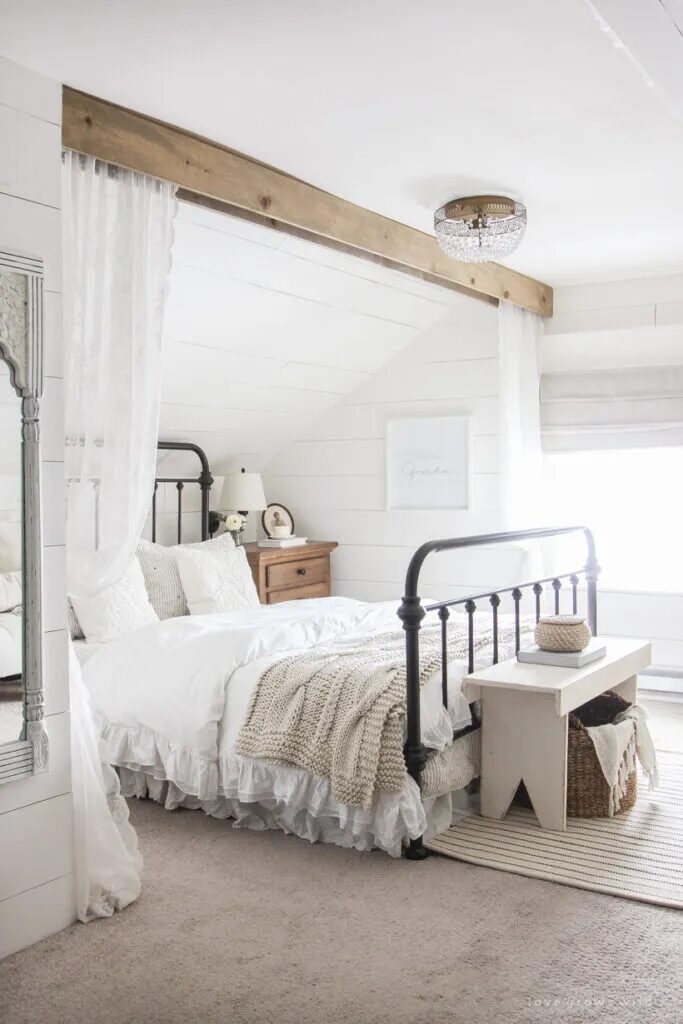 farmhouse bedroom