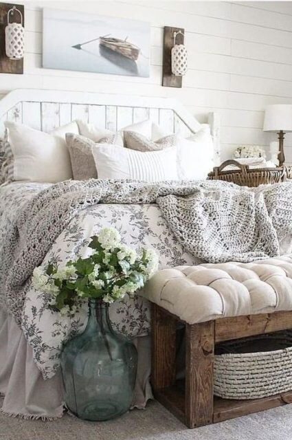 Farmhouse Bedroom on a Budget: 11 Affordable Decor Ideas