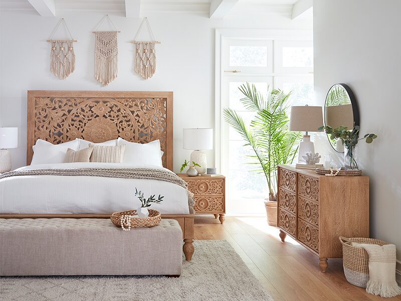 Eclectic Art and Cultural Pieces: Personalizing Your Boho Bedroom