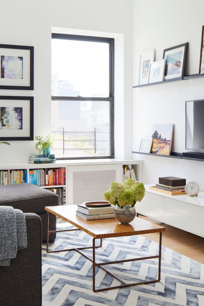 10 Charming Small Living Room Layout Ideas With a TV