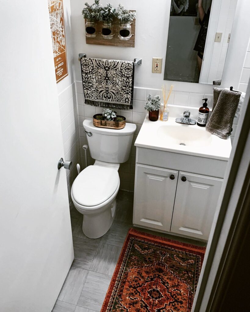 tiny bathroom ideas