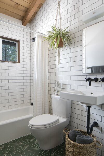 tiny bathroom ideas