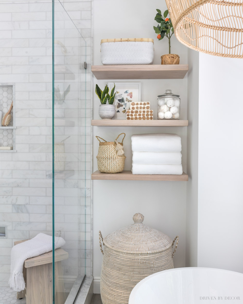 bathroom shelf decor