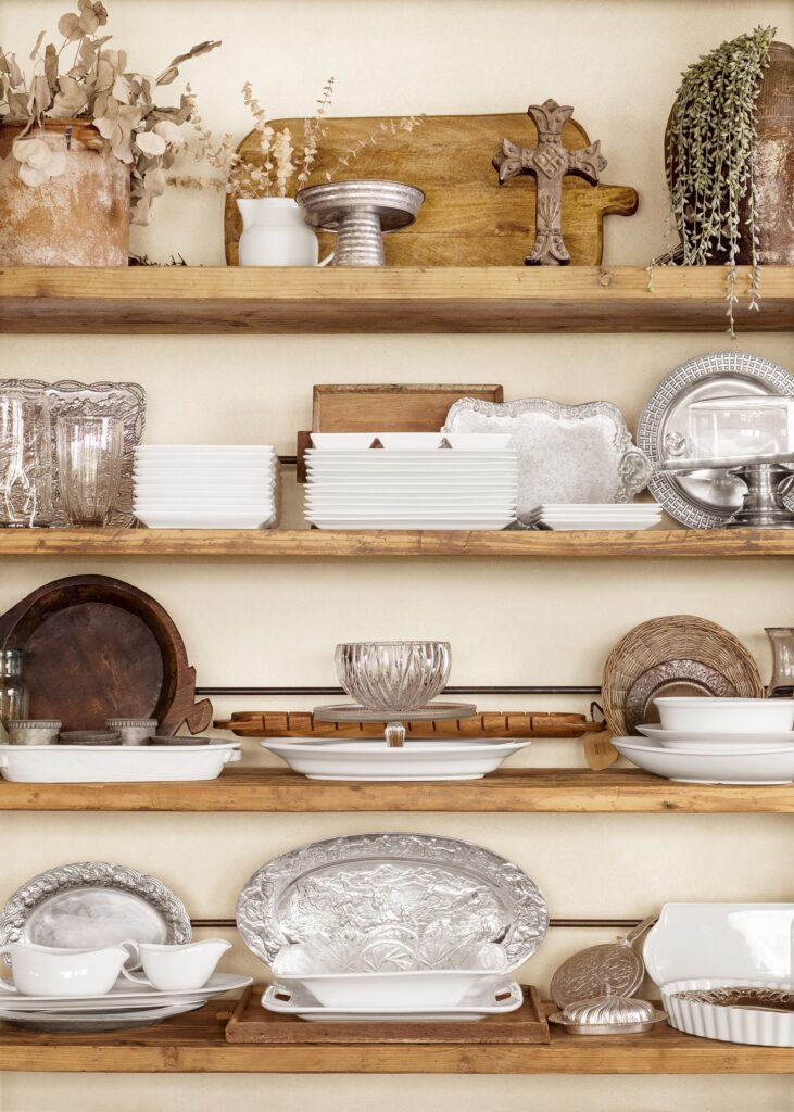 kitchen shelves decor ideas