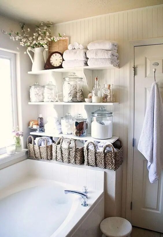 small bathroom ideas with a tub