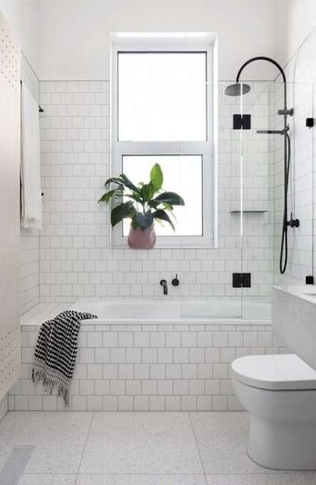 small bathroom ideas with a tub