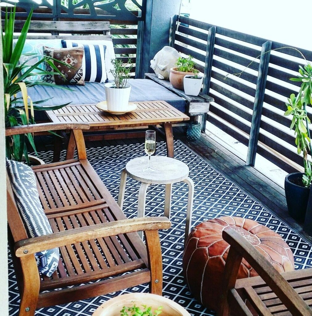 apartment balcony ideas